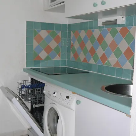 3 Pieces Climatisee Pour 4 A 6 Personnes A 200 M De La De Rochelongue ! آجد